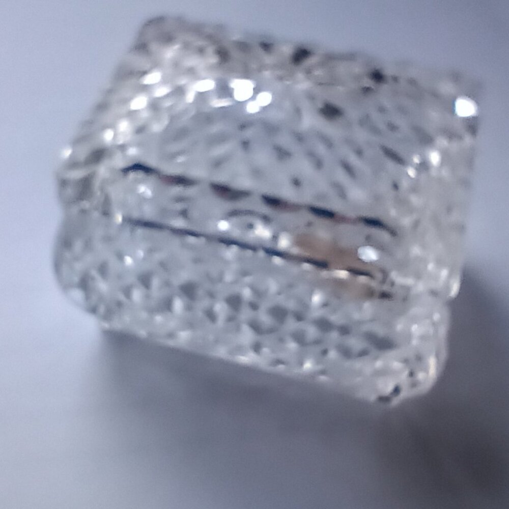 Crystal Jewelry Box Hand Crafted 24% Lead Crystal 2 3/4" x 2" x 2" Perfect